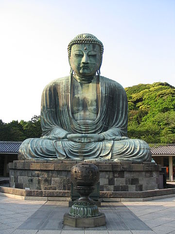 Der große erhabene Buddha Daibutsu in Japan
