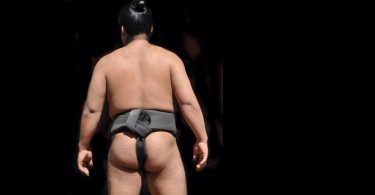 Zentrierung im Bauch – ungestört seinen Weg gehen - Das Hara am Beispiel von Sumo Ringern
