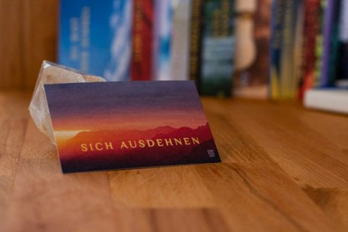 Sich ausdehnen - alterslos Meditationskarten