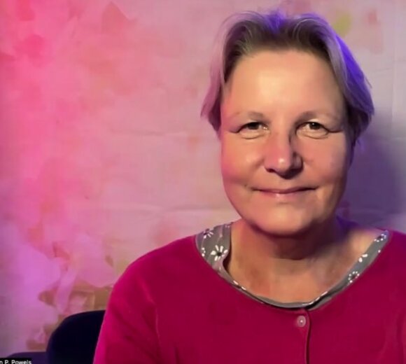 Samarpan Petra Powels-Böhm, Herausgeberin von FindYourNose